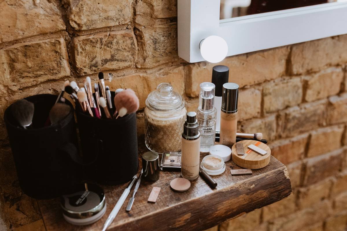 Makeup Vanity Set: 7 Essential Tips to Avoid Costly Mistakes